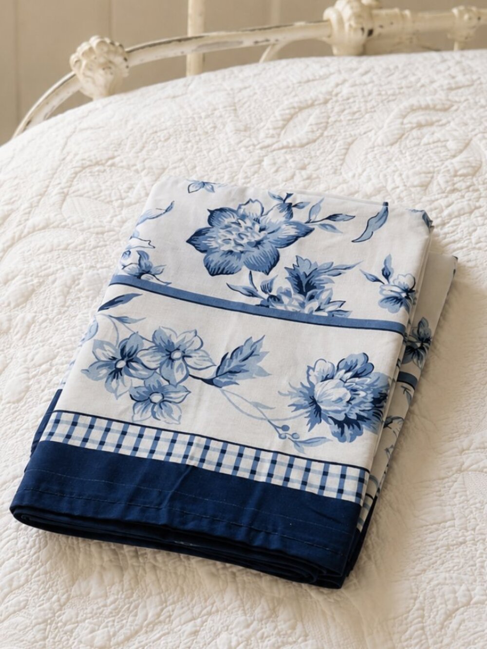 NOS Vintage Cannon King Pillowcases Set Blue Floral Gingham Cottagecore Unused